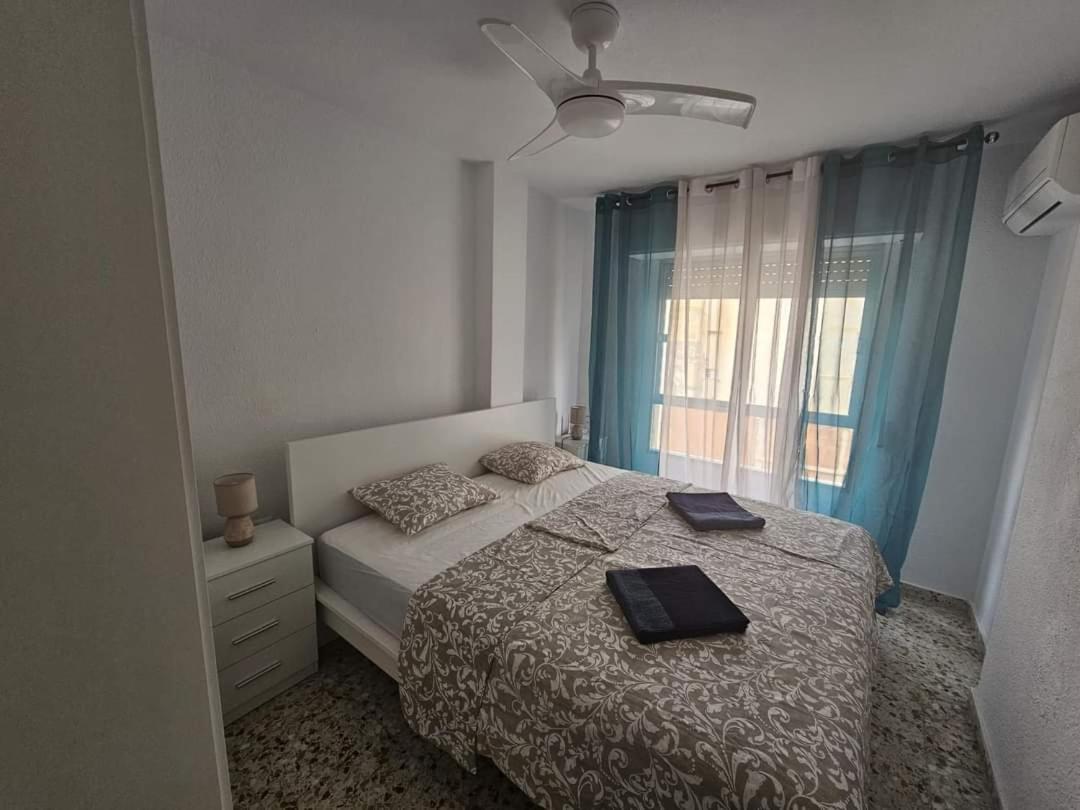 Terezia Apartamento Torrevieja Exterior foto
