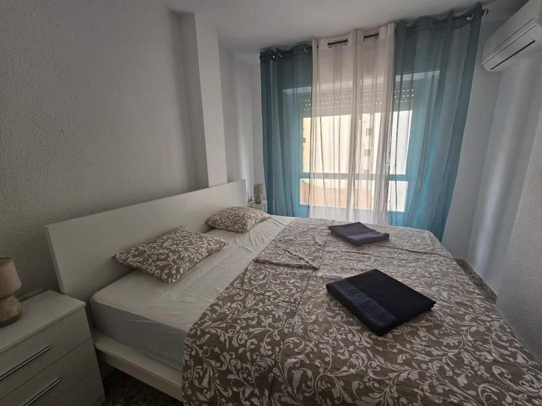 Terezia Apartamento Torrevieja Exterior foto
